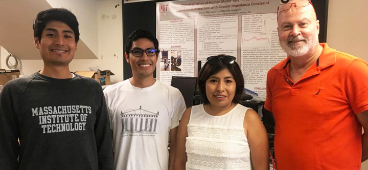 UTEC students completed an internship at MIT